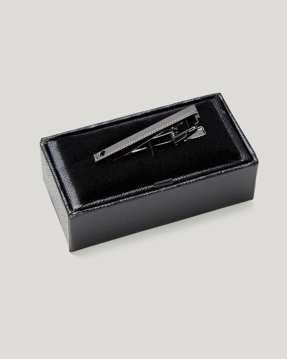 Polished Tie Pin With Detailed Edge & Crystal